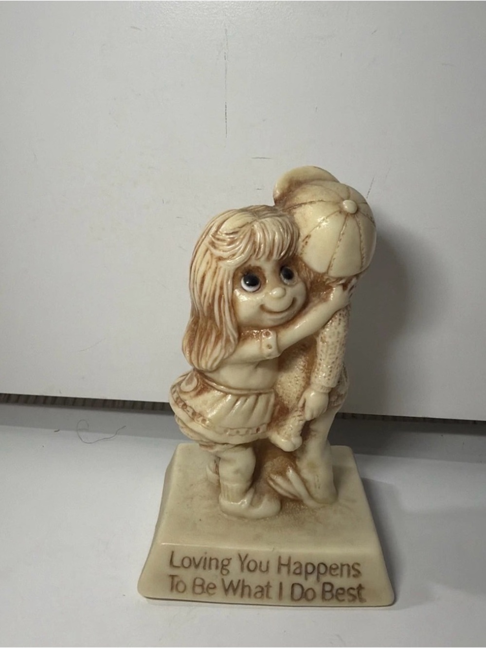 Vintage Cream Resin Kids Hug Figurine "Loving You Happens To Be What I Do Best"